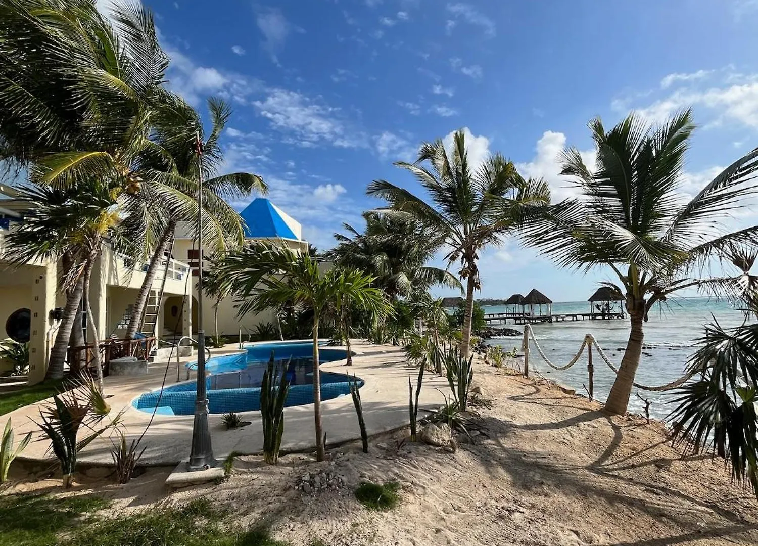 Casa Cenote Hotel Танка